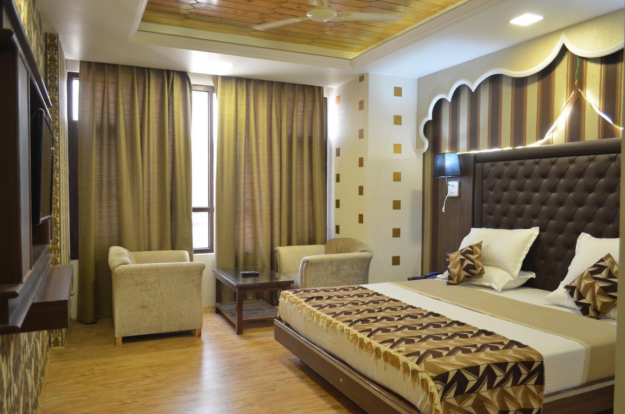 Hotel The Valley View Kashmir Сринагар Экстерьер фото